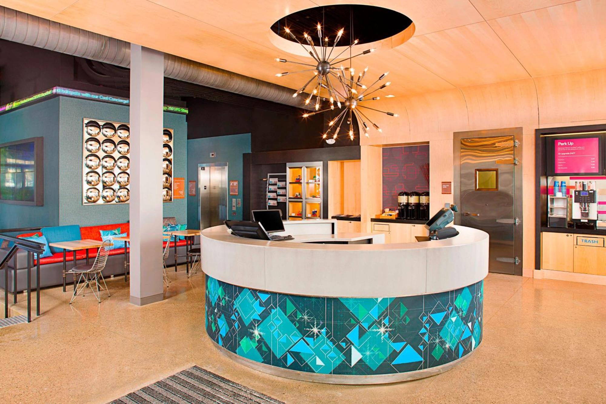 Aloft Beachwood Exterior photo